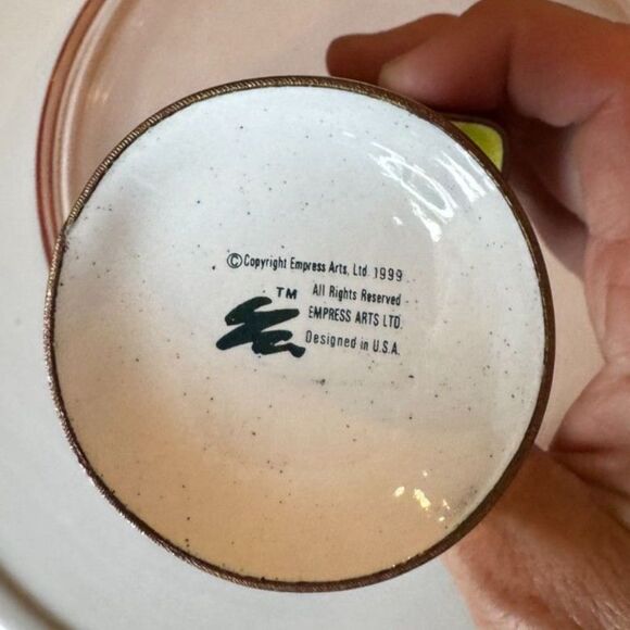 Adorable Empress Arts Enamel metal bird house; trinket box top lid 1999 so cute - Picture 5 of 6